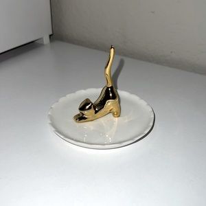 DAISO gold and white cat jewelry dish! NEW WITH TAG!